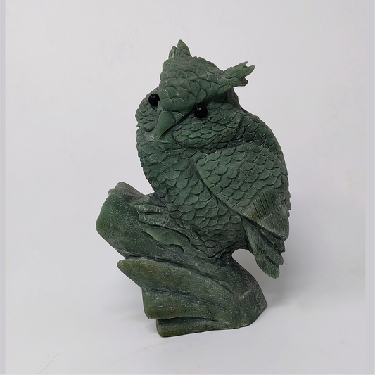 Green Natural Jade Owl Sculpture